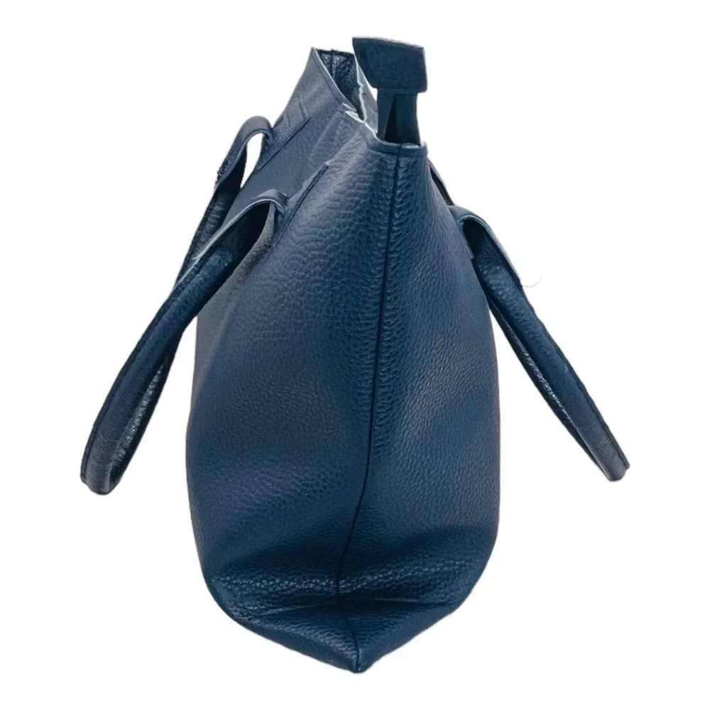 MSC Faux Leather Bucket/Tote Top Handle Bag With Polk Dot Interior - Picture 5 of 14